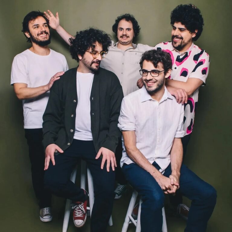 Imagem dos integrantes do A Olívia