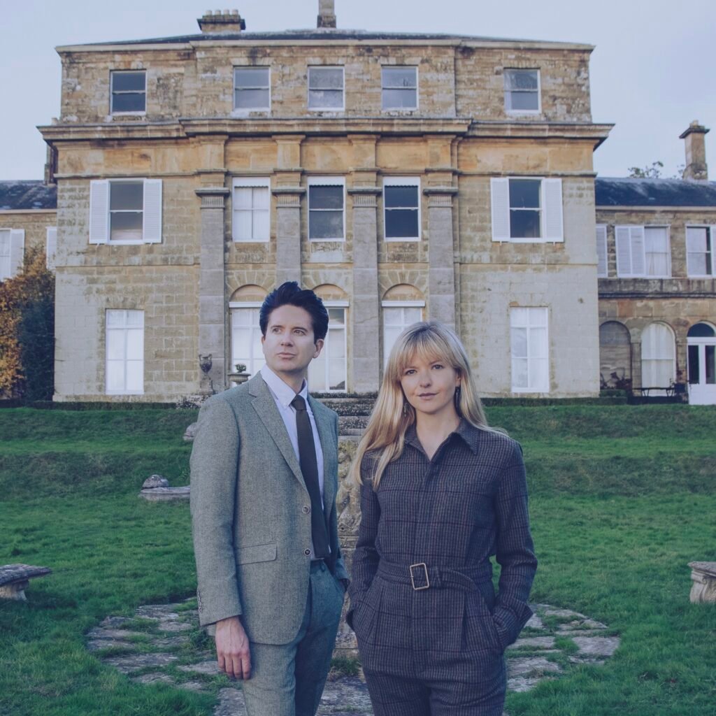 Imagem dos integrantes do Still Corners