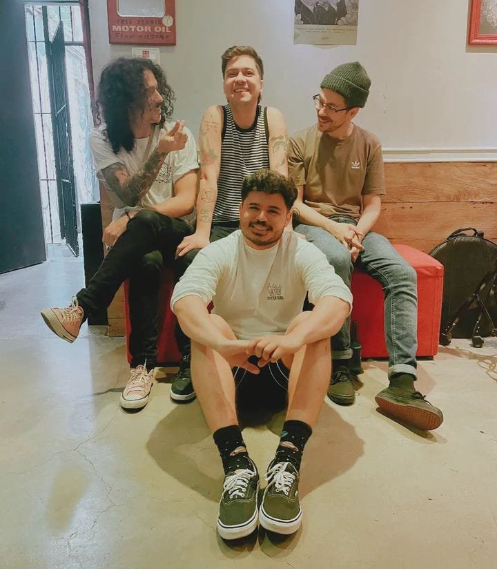 Imagem dos integrantes do Chama