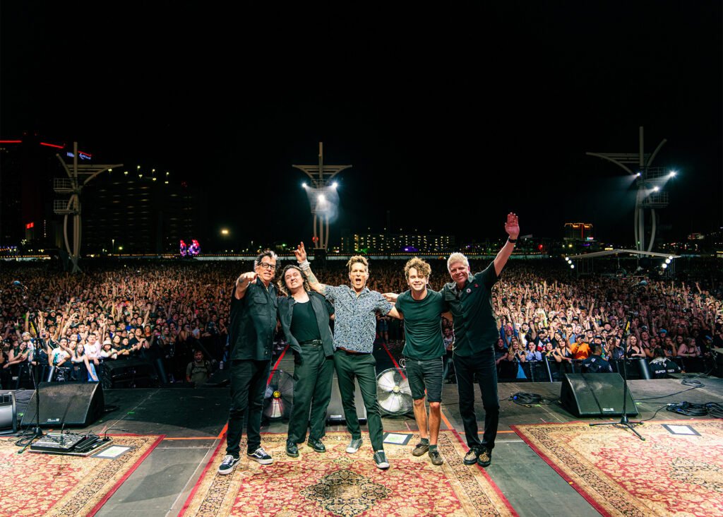 Imagem dos integrantes do Offspring