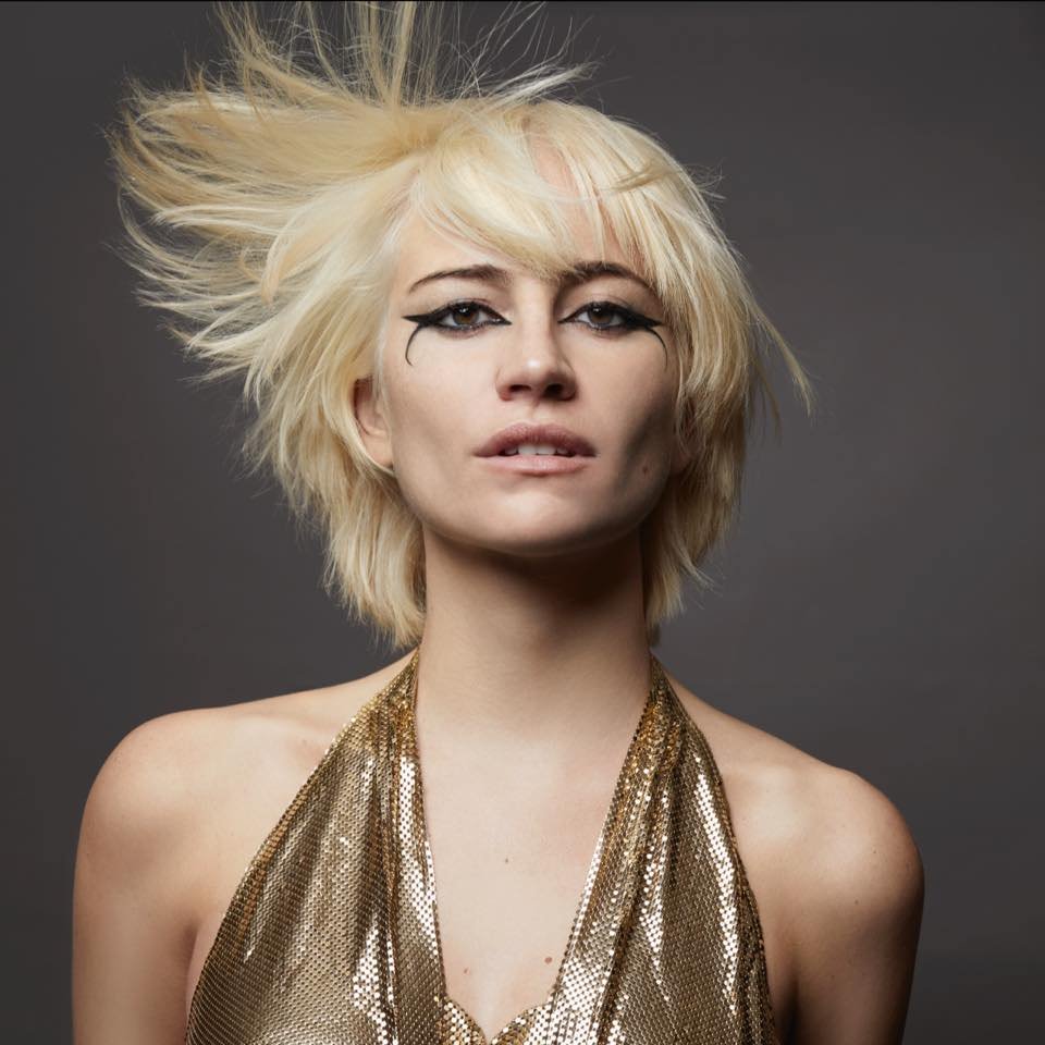 Imagem da cantora Pixie Lott