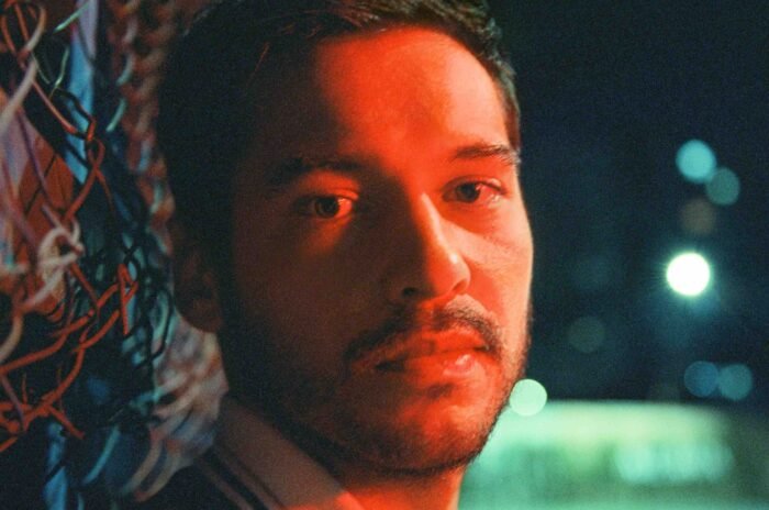 Imagem do músico Ale Sater