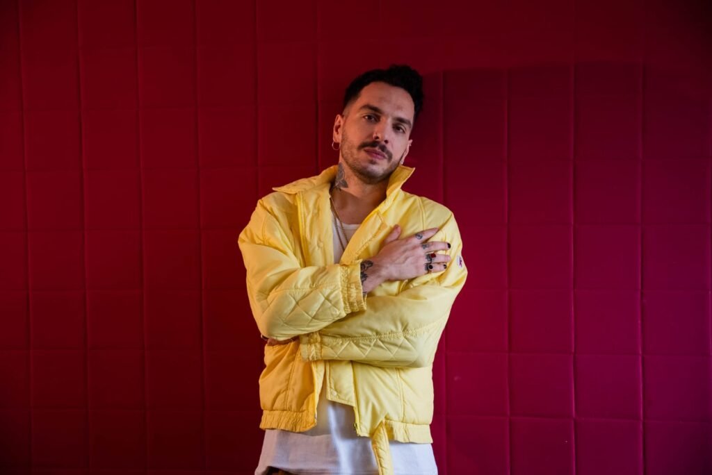 Imagem do cantor Felipe Parra