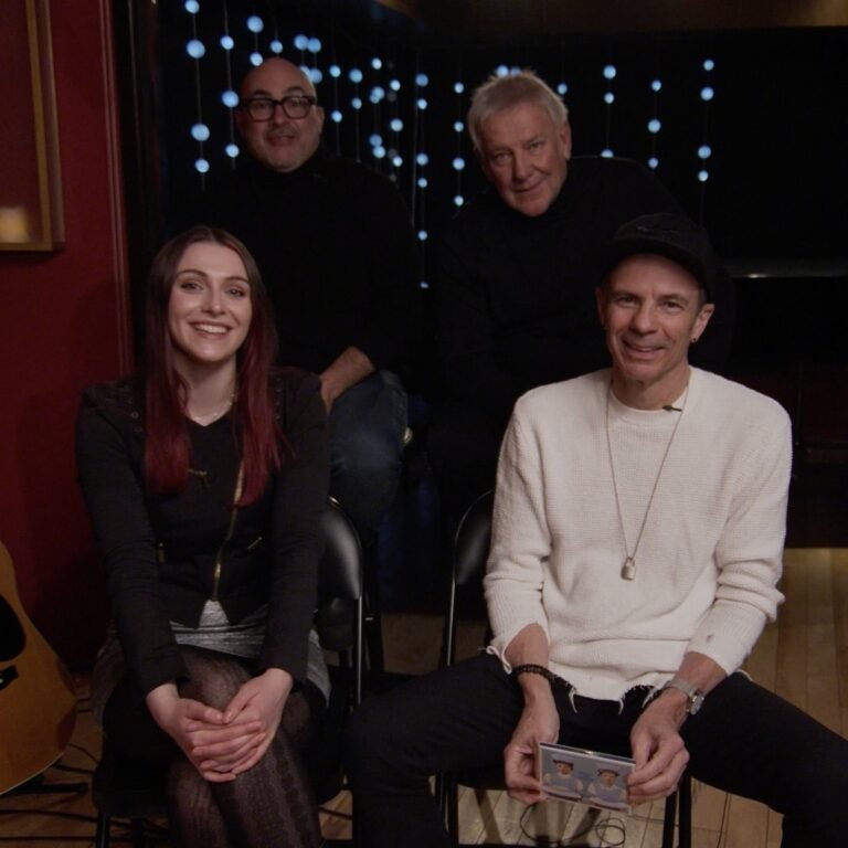 Imagem dos integrantes do Envy of None