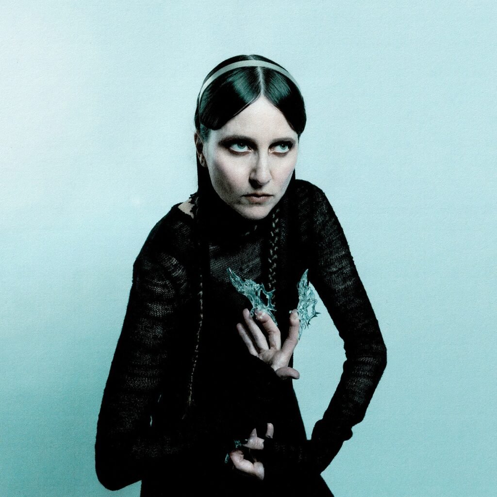 Imagem da cantora Penelope Trappes