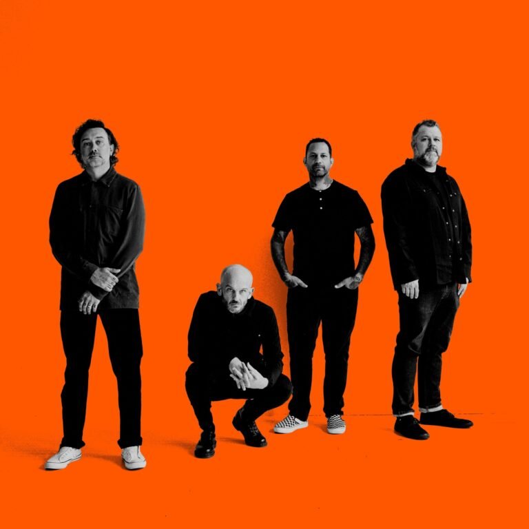 Imagem dos integrantes do Rise Against