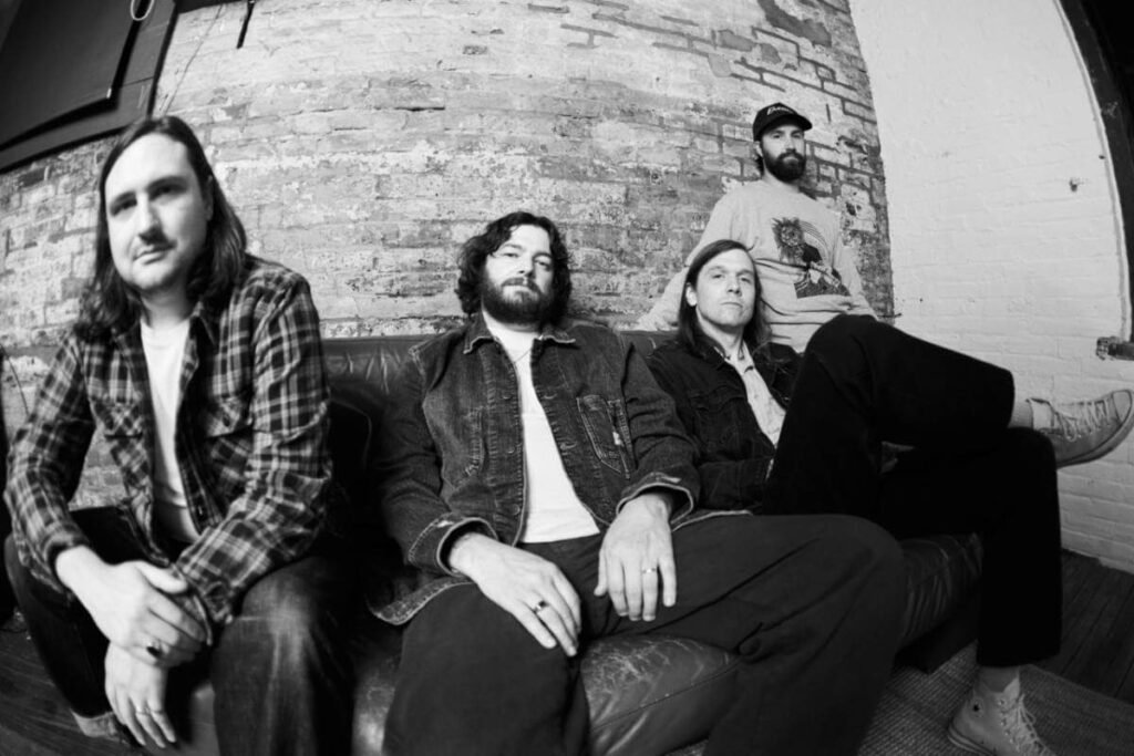 Imagem dos integrantes do Superheaven