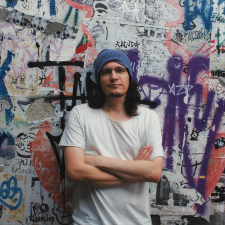 Imagem do cantor Es Escama