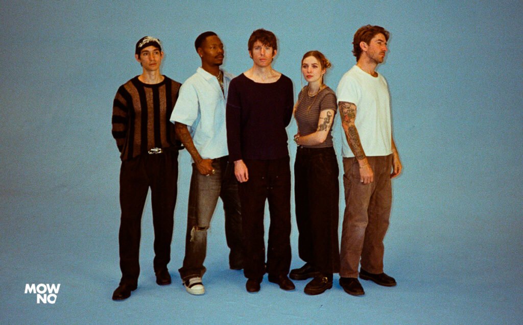 Imagem dos integrantes do Turnstile