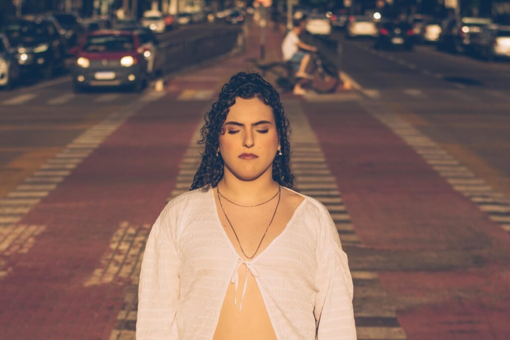 Imagem da cantora Leffs