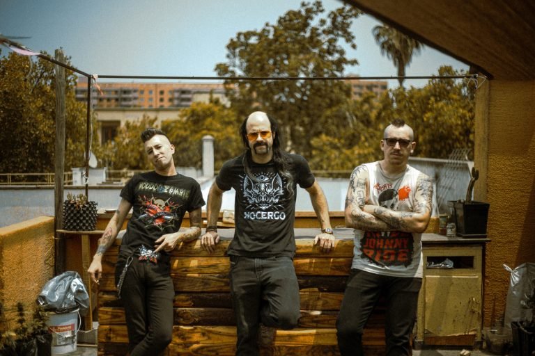 Imagem dos integrantes do Mameloko