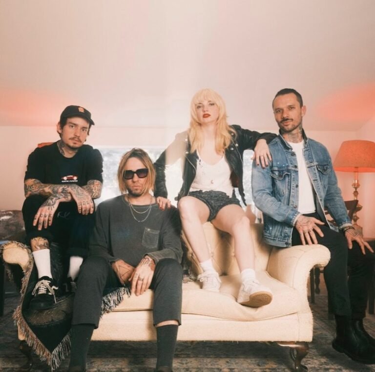 Imagem dos integrantes do Deb and The Mentals